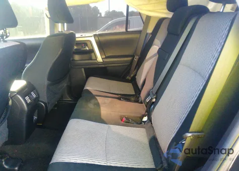 2021 Toyota 4Runner Sr5 из США, поврежденный, VIN JTEEU5JRXM5239936